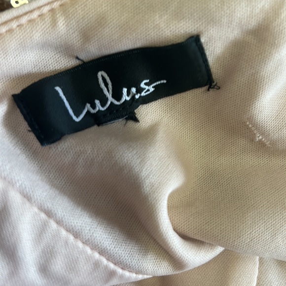 LULUS SEQUINED MAXI GOLD PARTY DRESS PIT 17 inches waist 34 inches - Picture 9 of 10